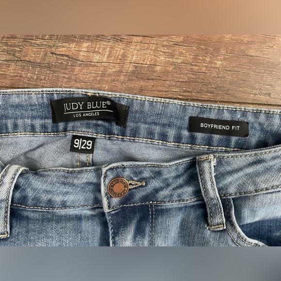 Judy Blue Distressed Boyfriend Fit Jeans Women’s 9/29 - Picture 5 of 7